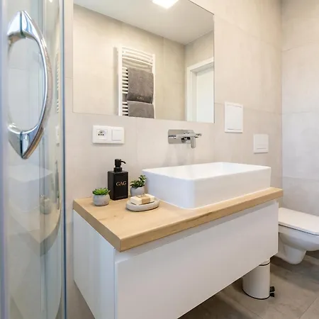 Golden Wroclaw- Cozy Studio- Rynek Square&kuznicza23 * Вроцлав