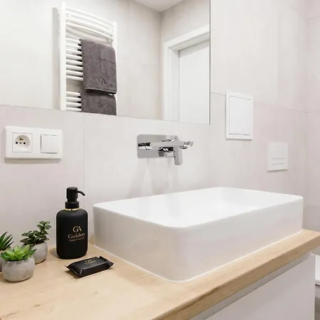 Golden Wroclaw- Cozy Studio- Rynek Square&kuznicza23 *